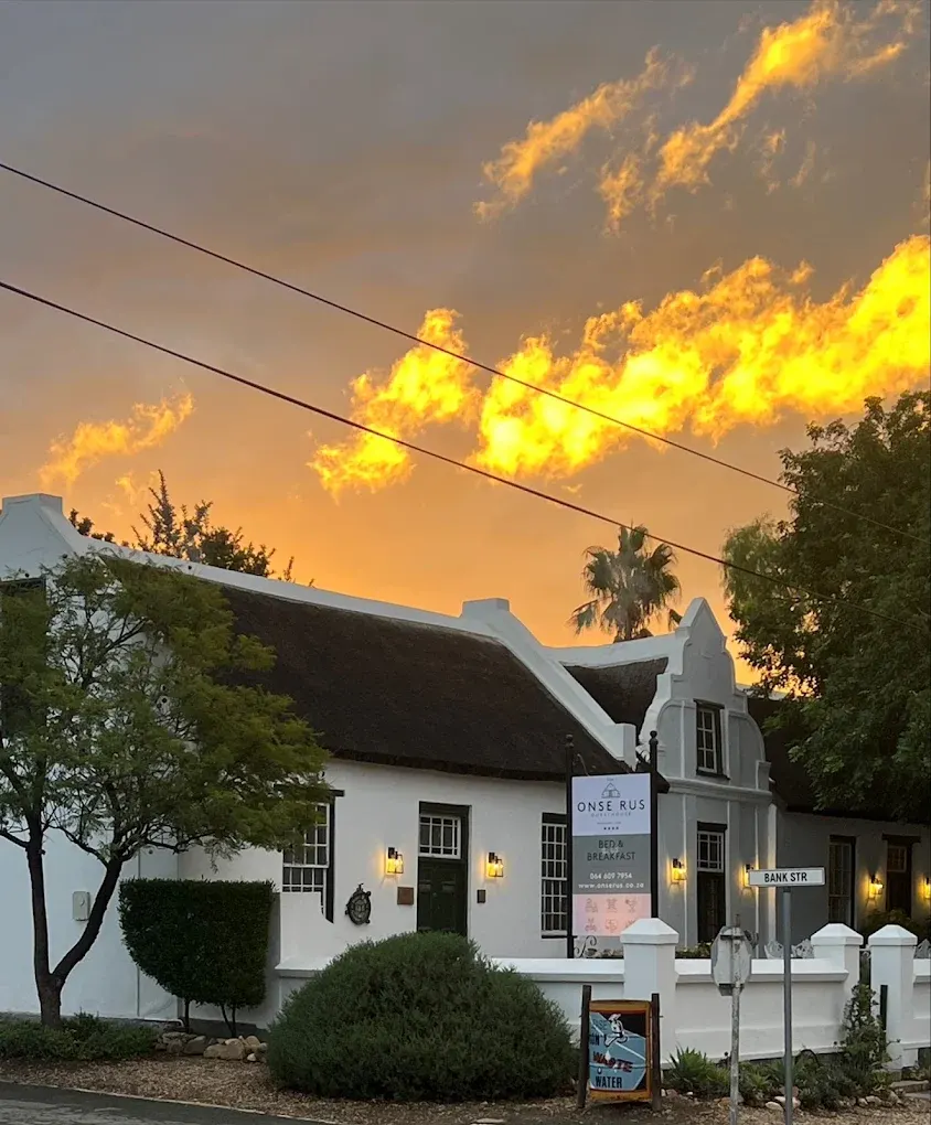 Onse Rus Guest House at sunset
